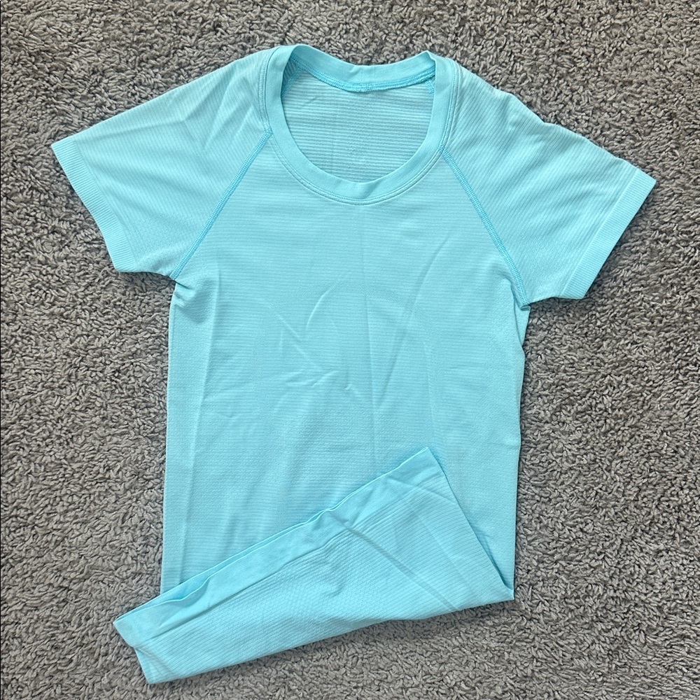 Lululemon light blue swiftly